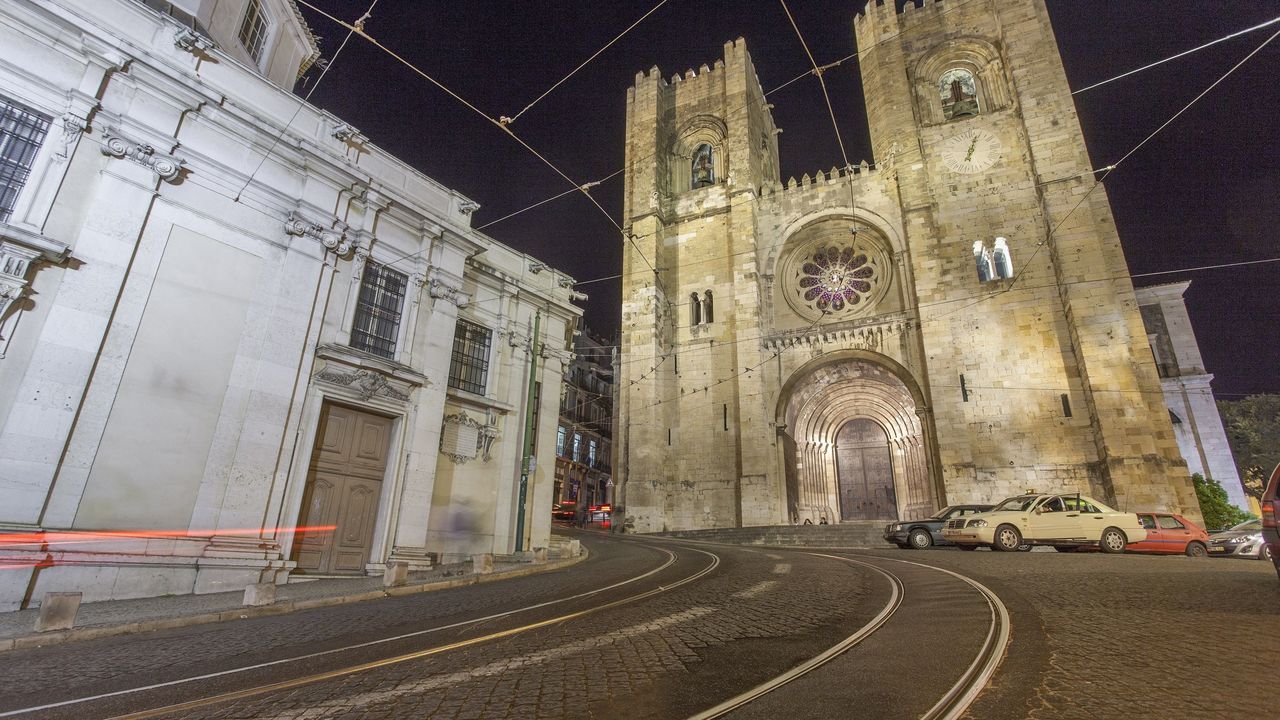 Lisbon Cathedral, walking distance